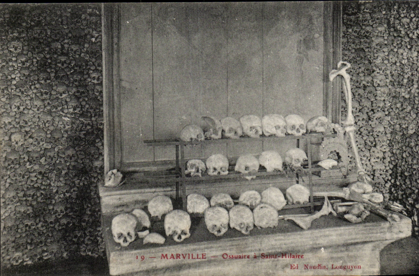 Marville — Ossuaire à Saint-Hilaire — Ed. Naudin, Longuyon