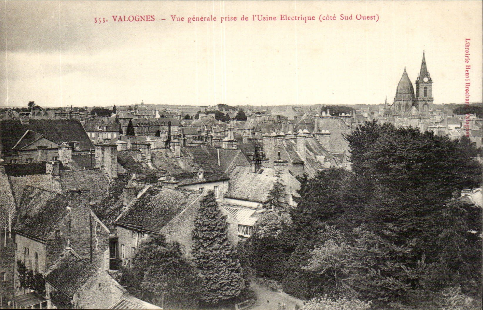 Valognes — Vue générale prise de l'Usine Électrique (côté Sud Ouest) — Librairie Henri Brocman, série 553