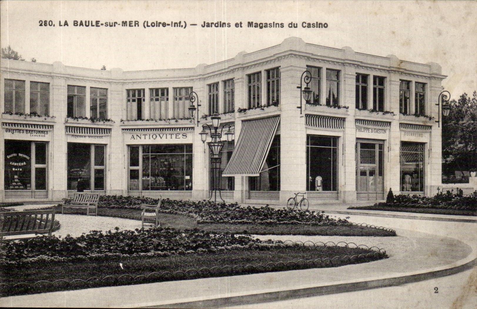 La Baule sur Mer - Jardins et Magasins du Casino - CPA 