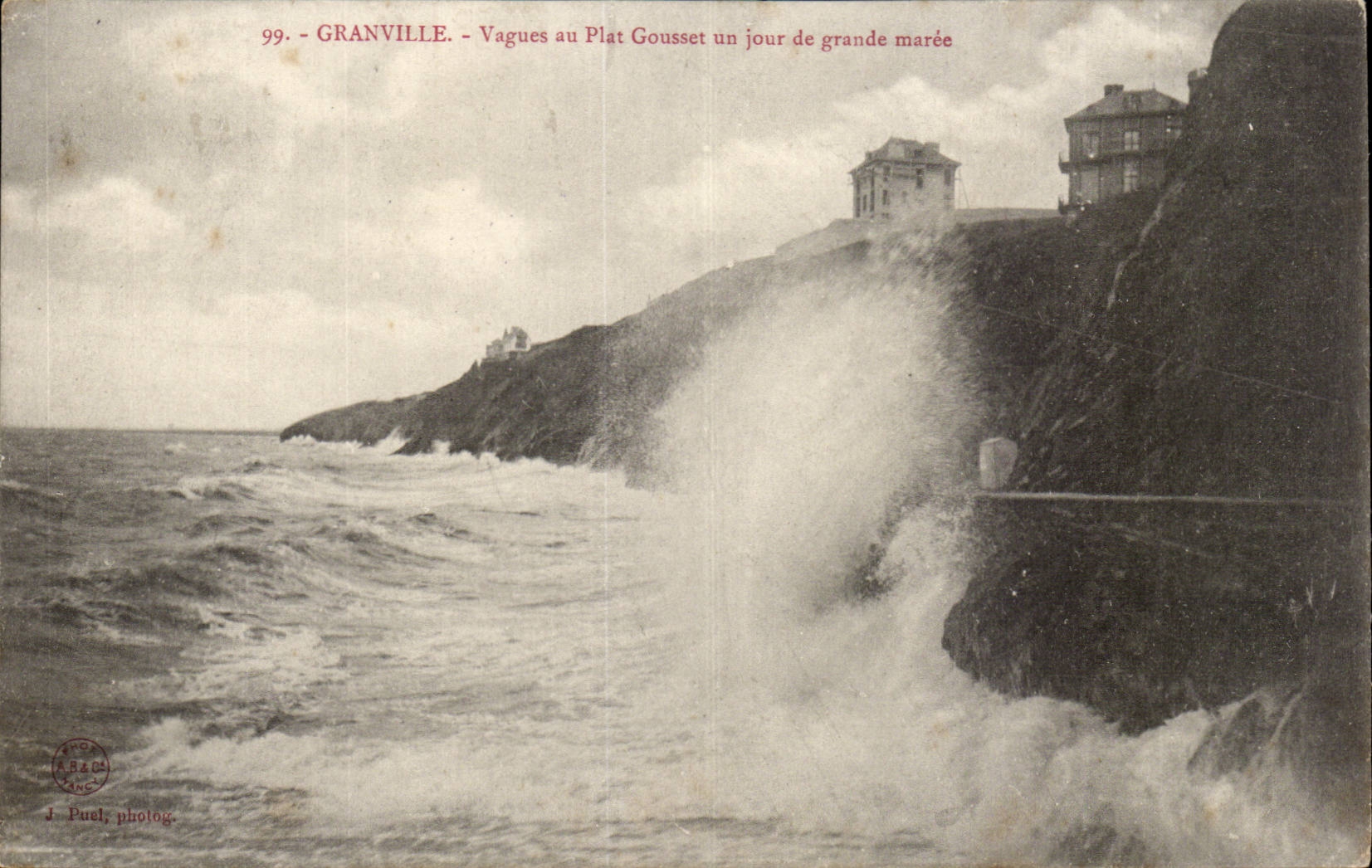 Granville — Waves at Plat Gousset on a day of high tide — J. Puel photog.