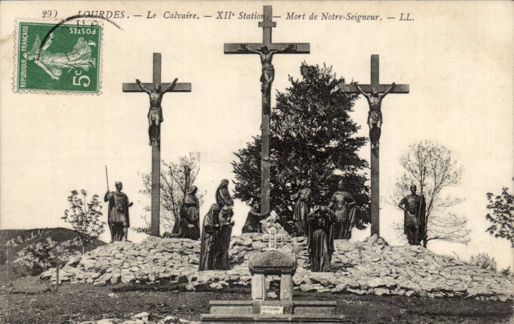 Lourdes CPA le calvaire 12eme station Mort de Notre SEogneur