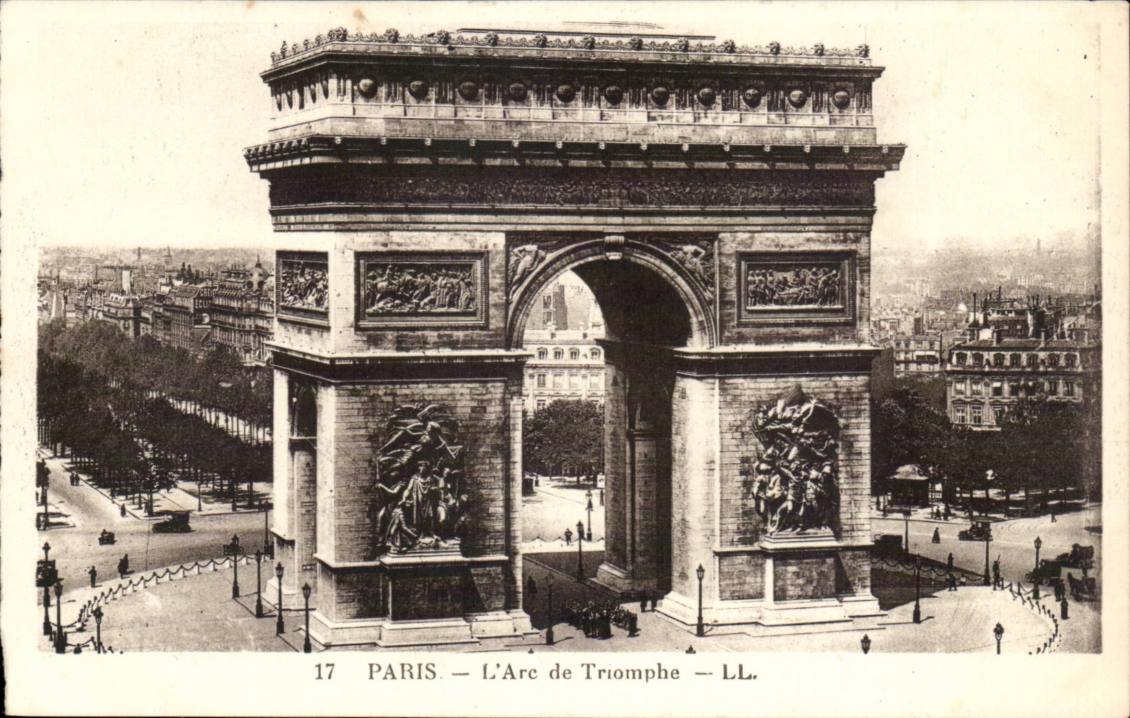 Paris CPA Arc de triomphe