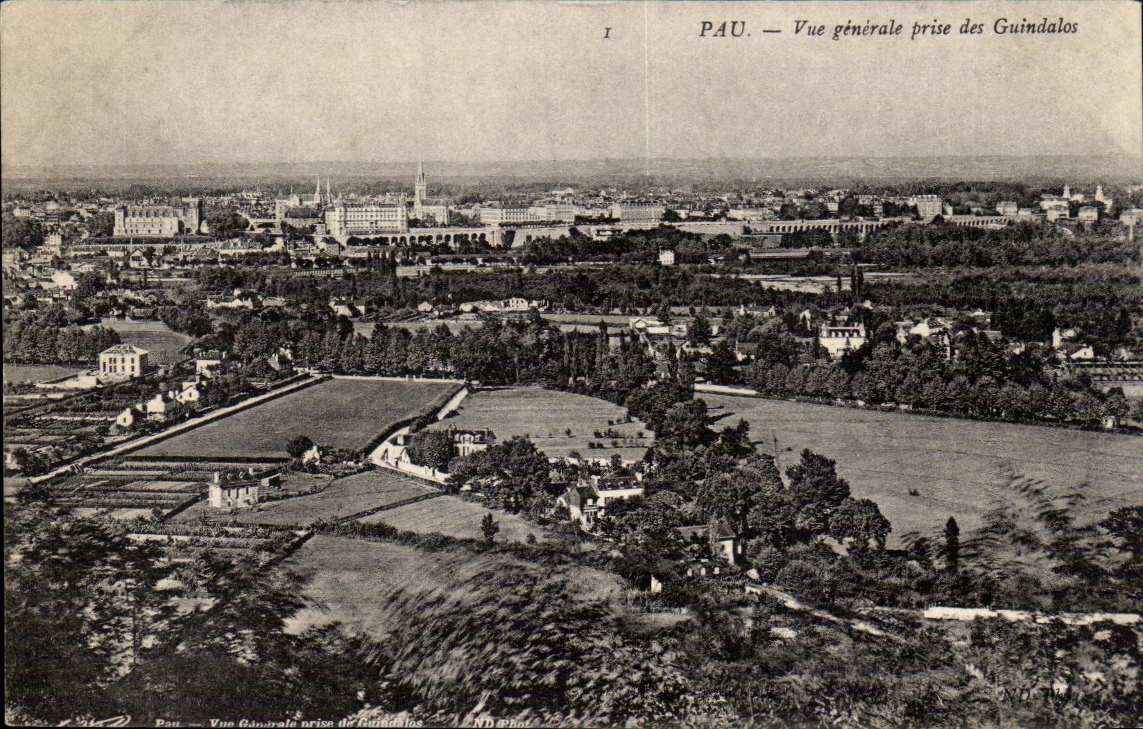 Pau CPA Vue generale prise des Guindalos