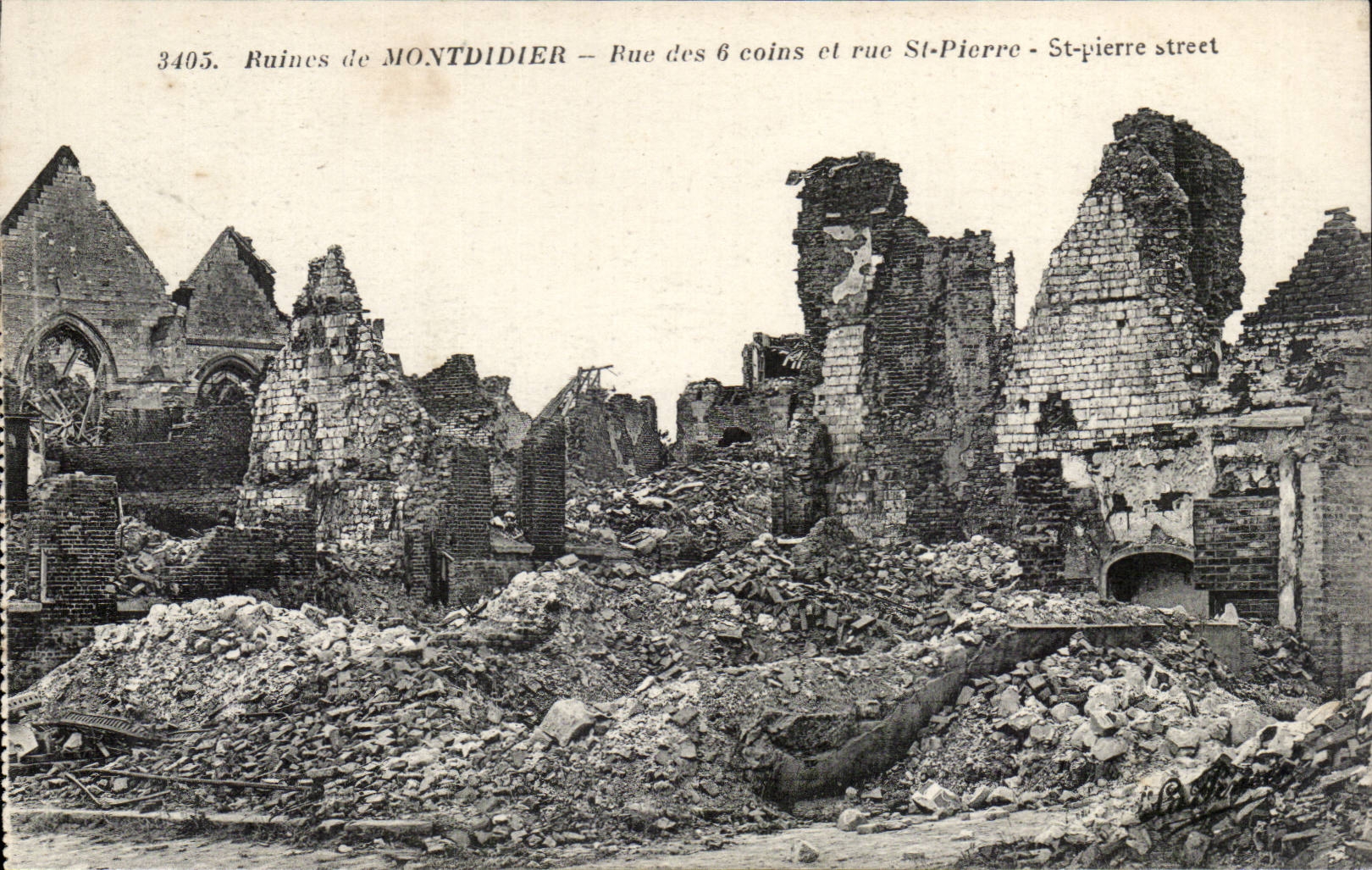 Montdidier - Rue des 6 coins et rue St Pierre - CPA 