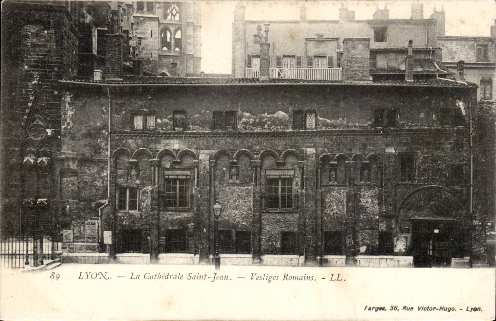 Lyon - La Cathedrale Saint Jean - Vestiges Romains - CPA 