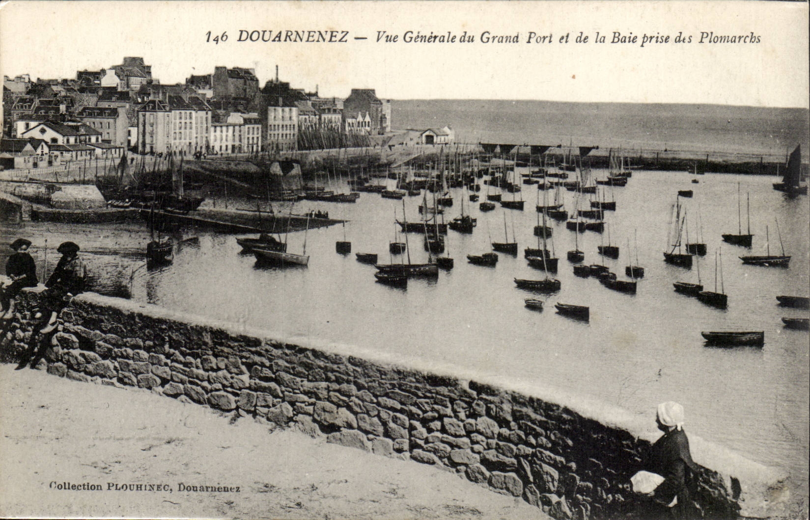 Douarnenez - Vue Generale et Grand Port et de la Baie prise de Plomarchs - CPA 