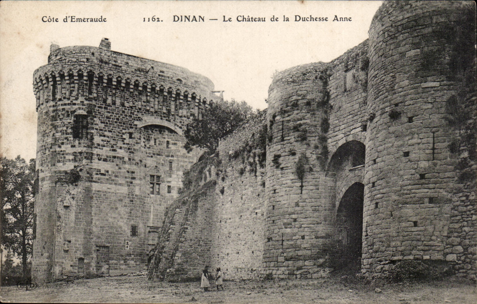 Dinan CPA Le chateau de la Duchesse Anne
