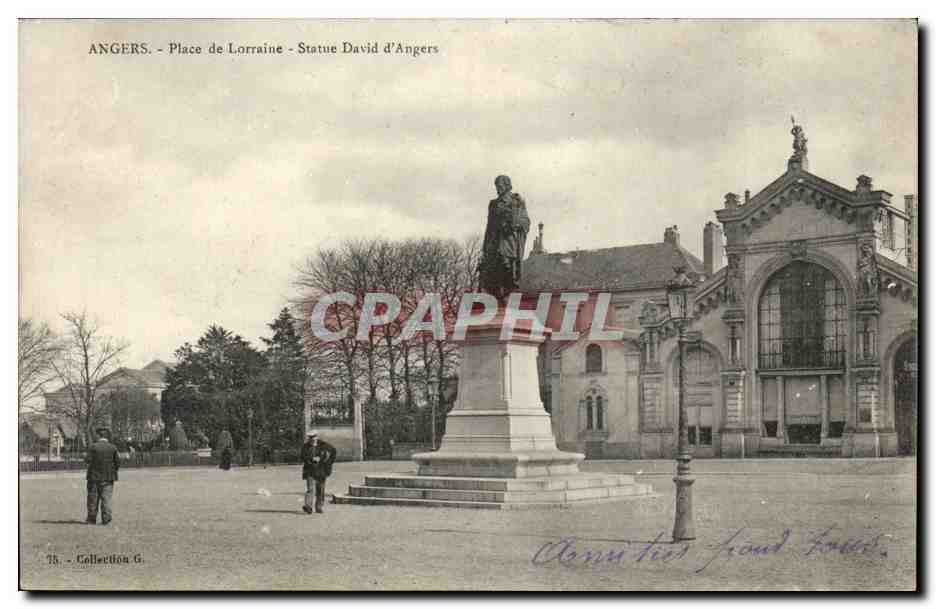 Angers CPA place de Lorraine Statue DAvid d'Angers