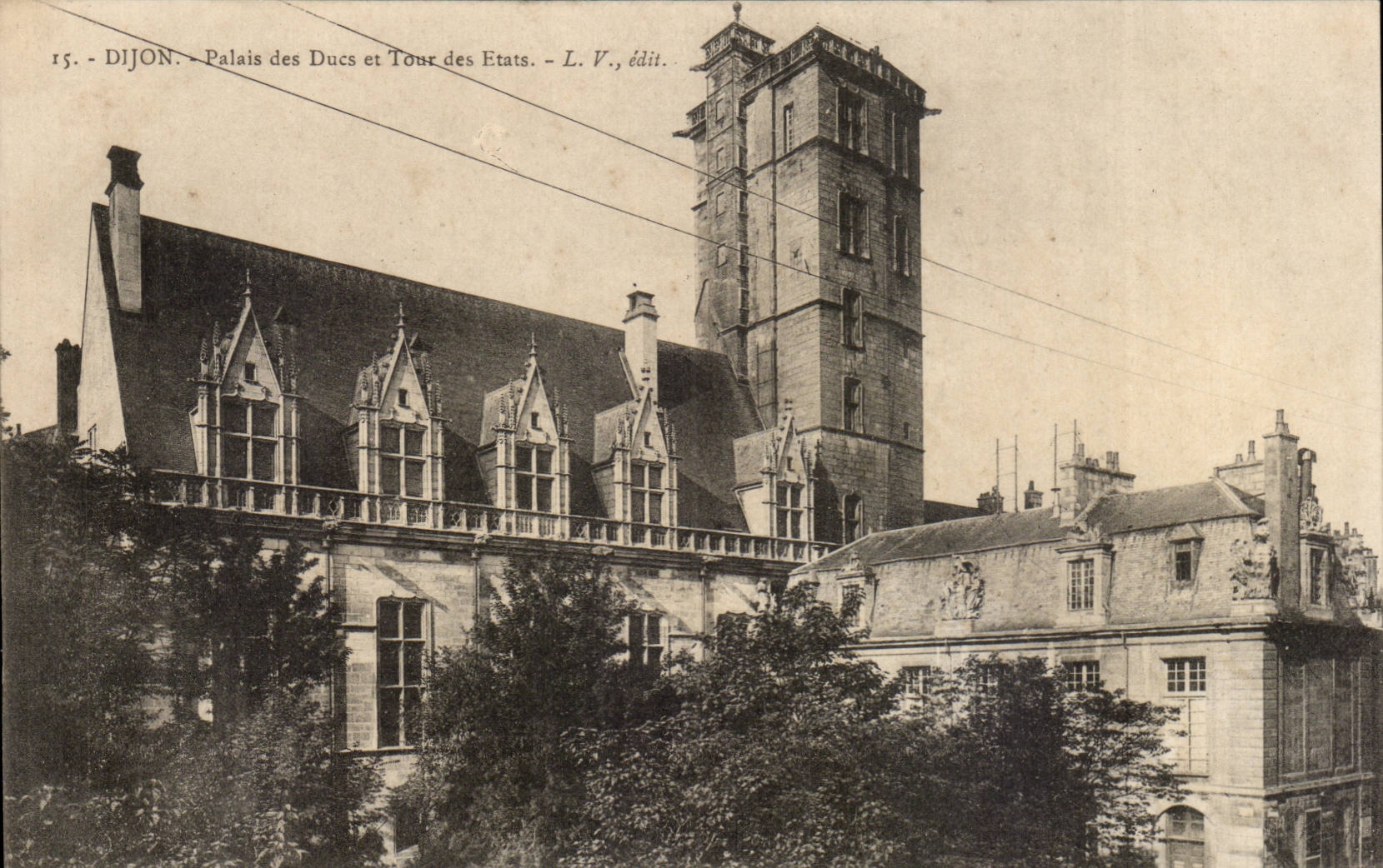 Dijon CPA Palais des ducs et tour des Etats