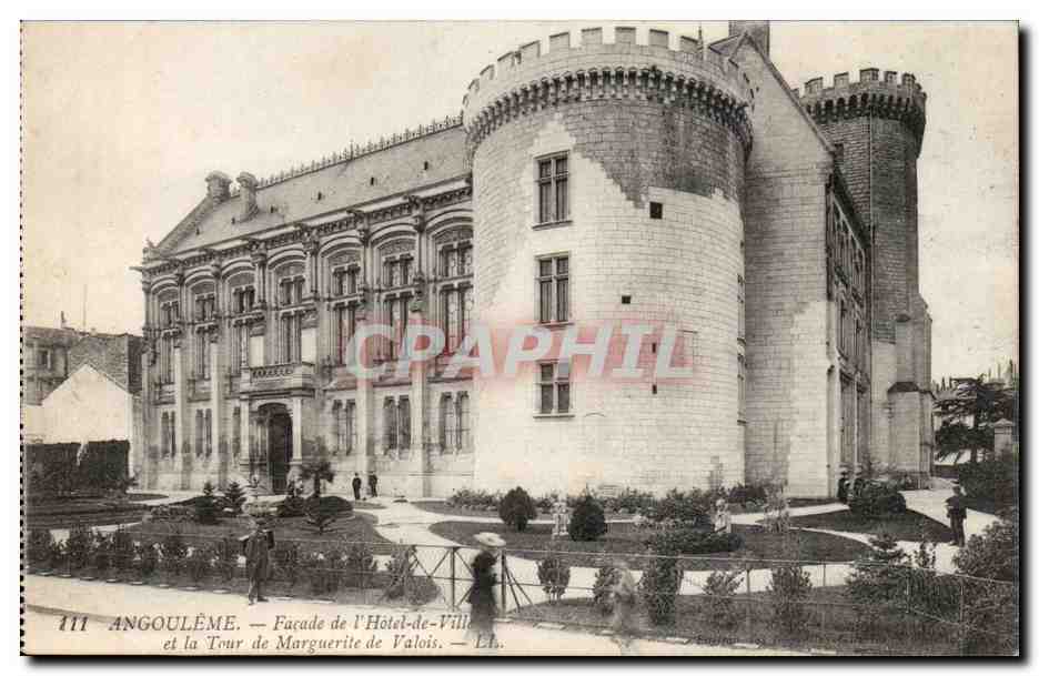 Angoulême — Façade de l'Hôtel-de-Ville et la Tour de Marguerite de Valois — LL.