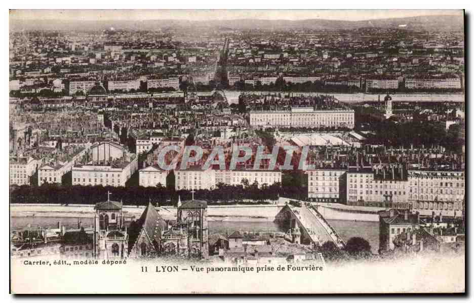 Lyon CPa Vue panoramique prise de Fourviere