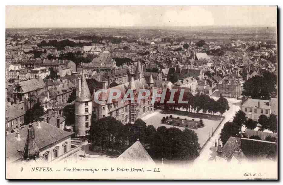 Nevers — Vue panoramique sur le Palais Ducal — Edit. N.G.