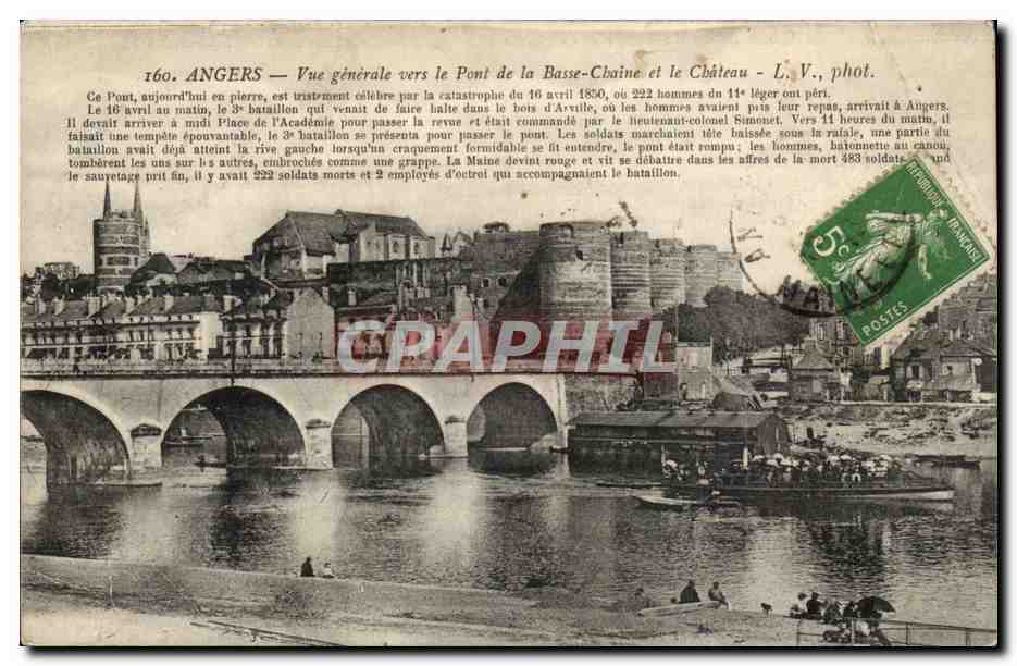 Angers CPA Vue generale vers le pont de la Basse chaine et le chateau