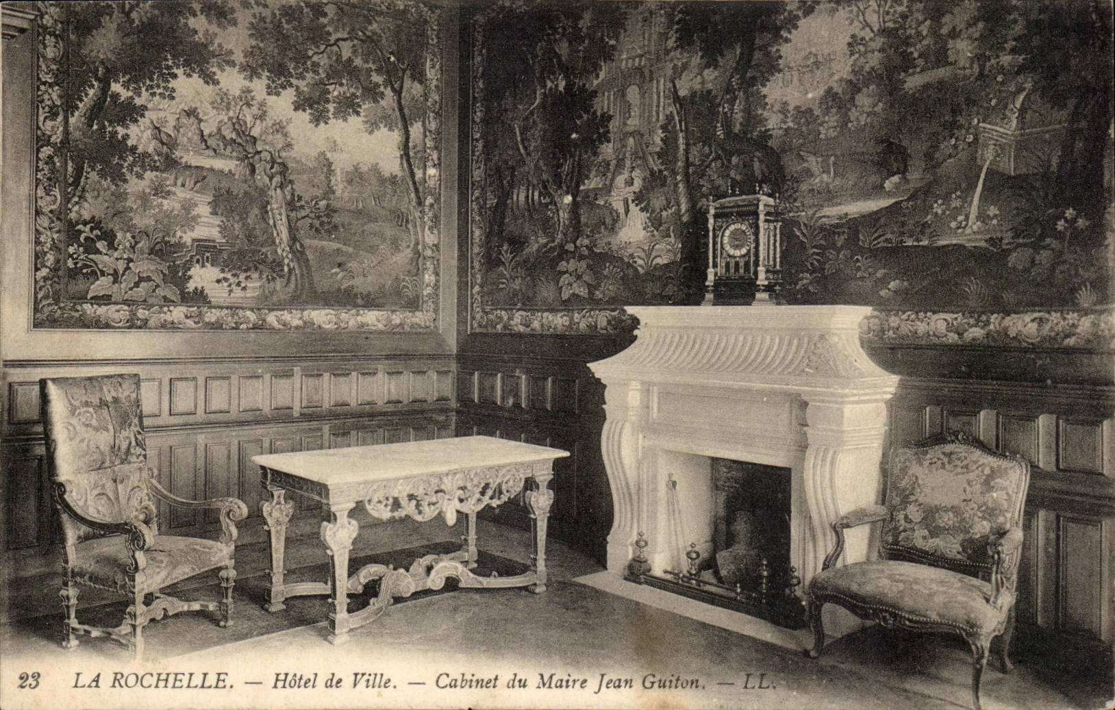 La Rochelle — Hôtel de Ville — Cabinet du Maire Jean Guillon — LL. n°23