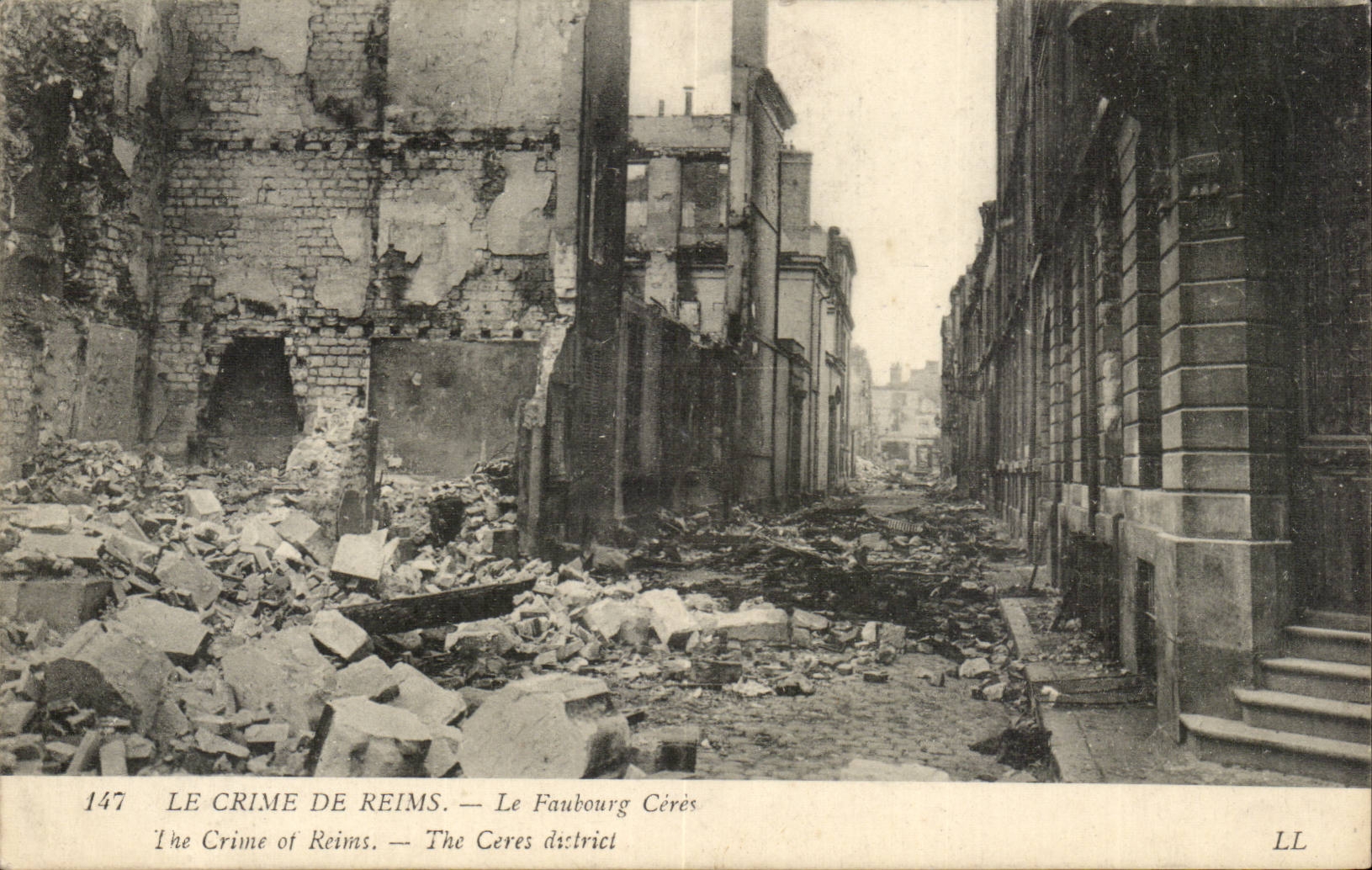 Le crime de Reims CPA Le faubourg Ceres 
