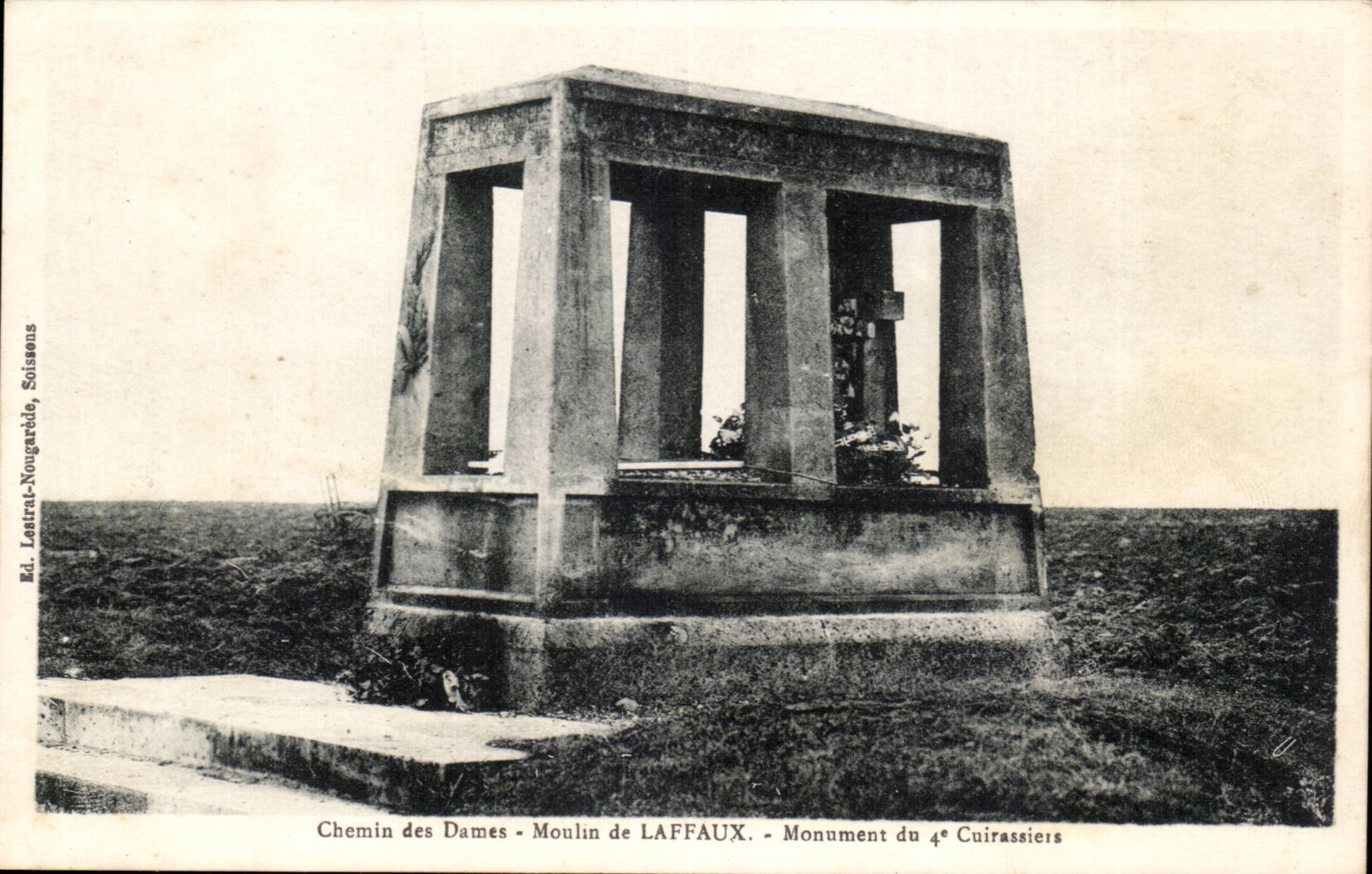 Chemin des Dames - Moulin de Laffaux - Monument du 4e Cuirassiers