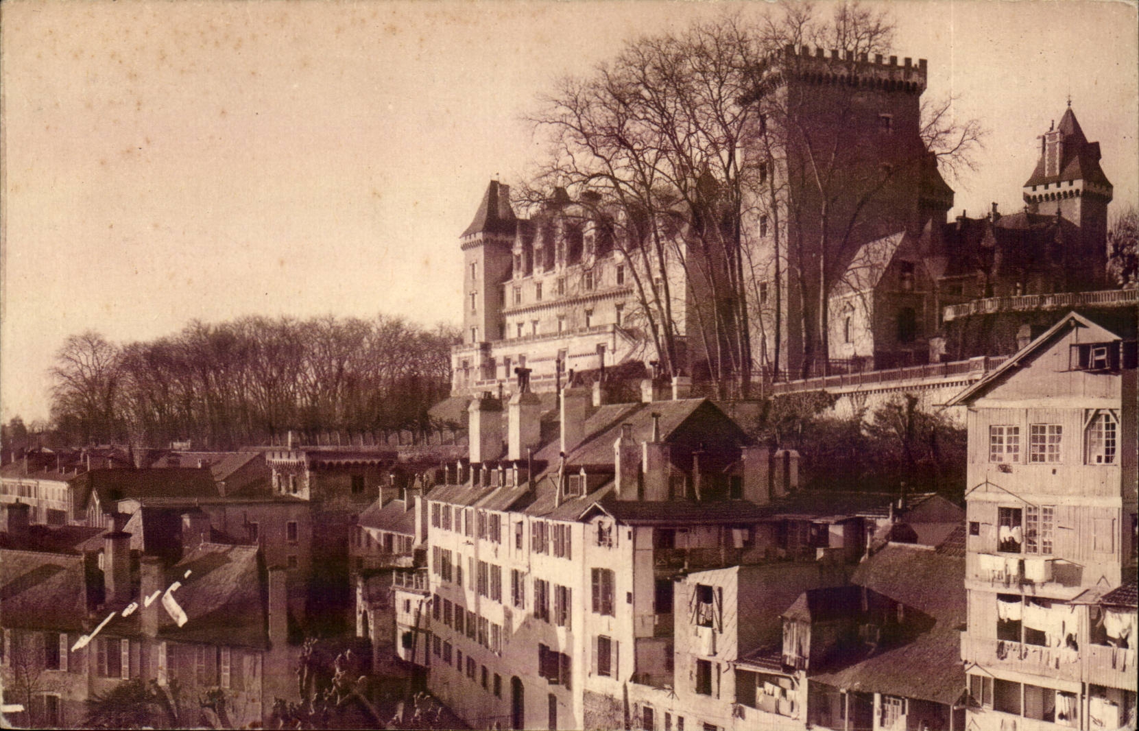 Pau — Le Château Henri IV — Façade Sud-Est — Éditions Jové, Pau (B.P.)