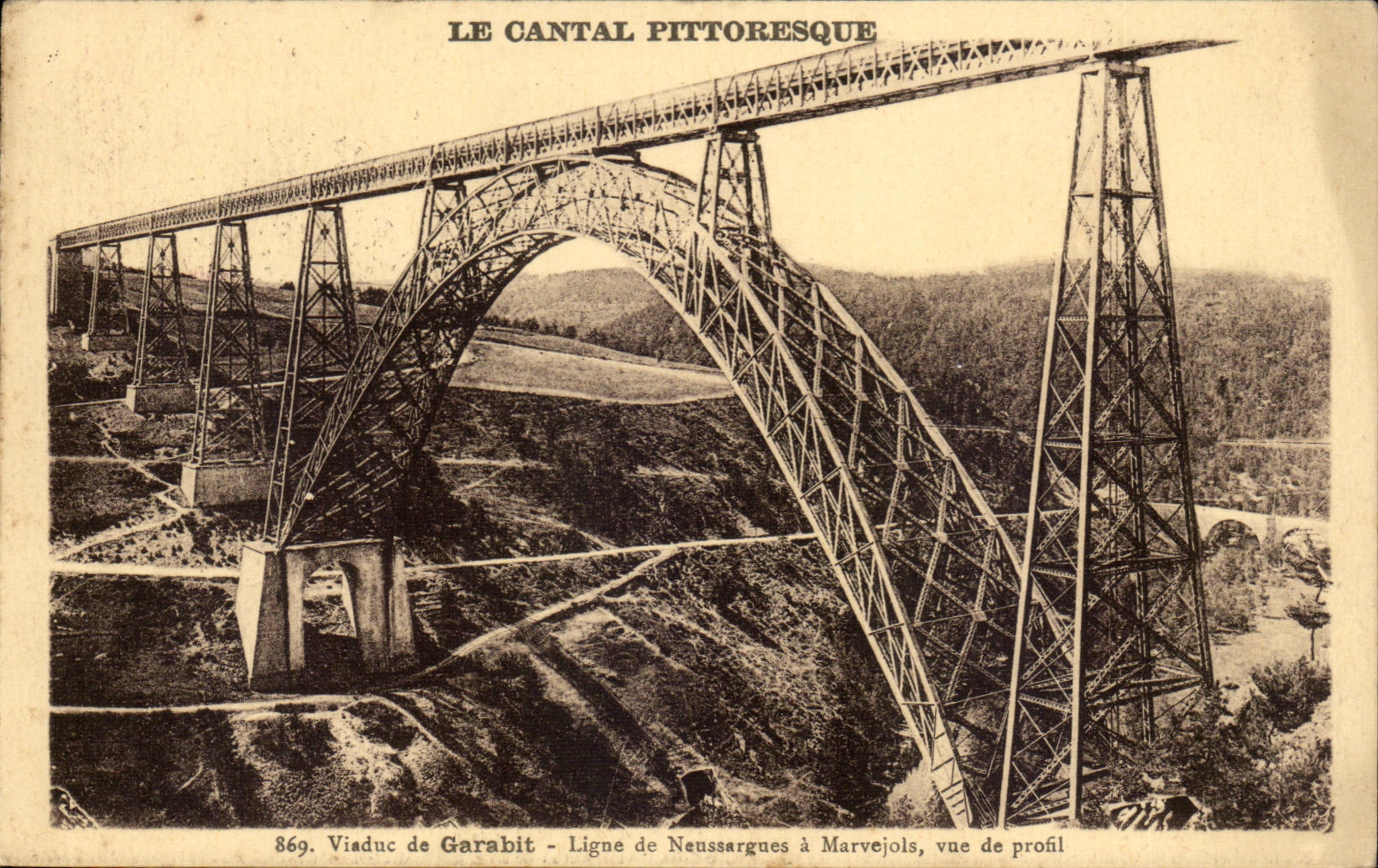 Cantal CPA Viaduc de Garabit Ligne de Nenssargues a Marvejols vue de profil