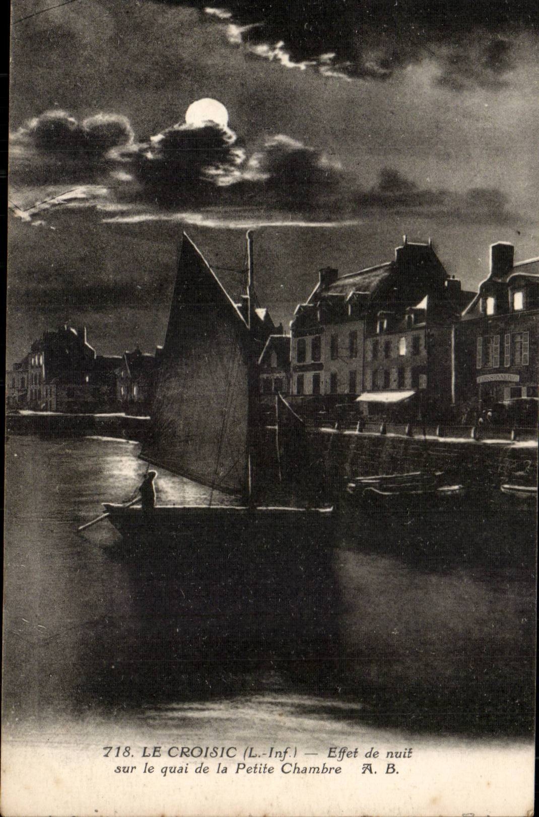 Le CRoisic CPA Effet de nuit sur le quai de la petite chambre
