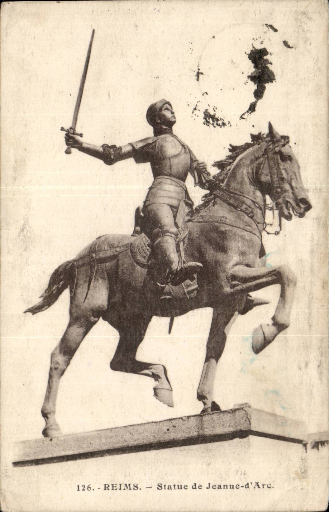 Reims — Statue de Jeanne-d'Arc — Éditeur inconnu, n° 126
