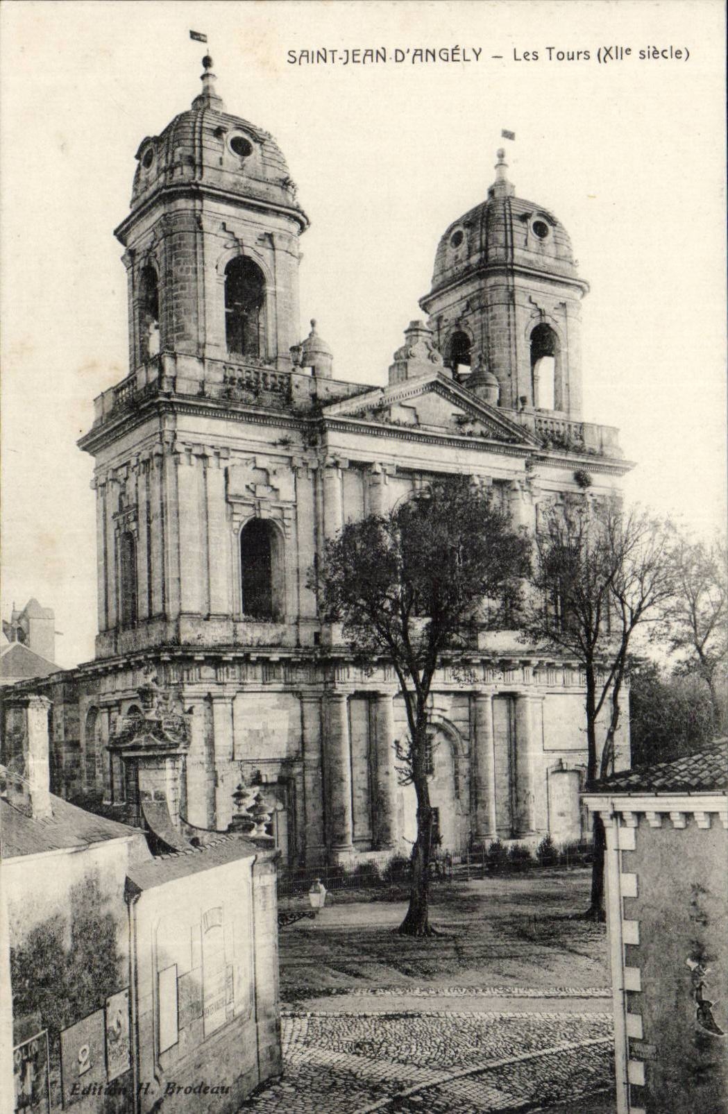 saint Jean d'Angely - Les Tours XII siecle - CPA 