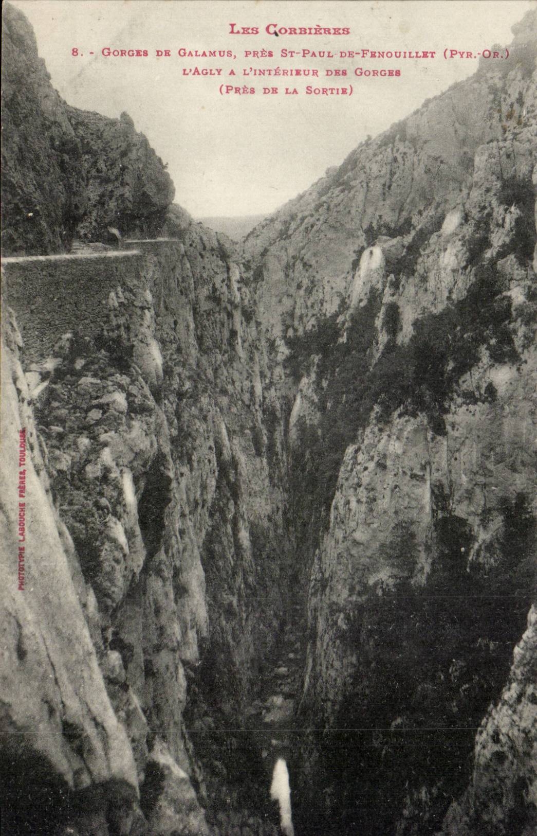 Gorges de Galamus - Pres St Paul de Fenouillet - L'Agly a Interieur des Gorges - CPA 