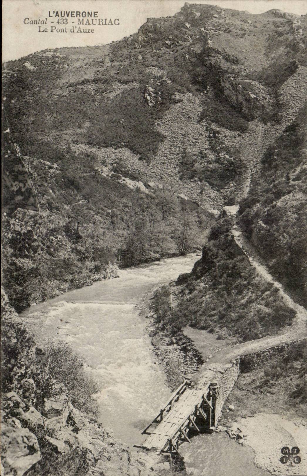 Auvergne CPA Cantal Mauriac Le pont d'Auze