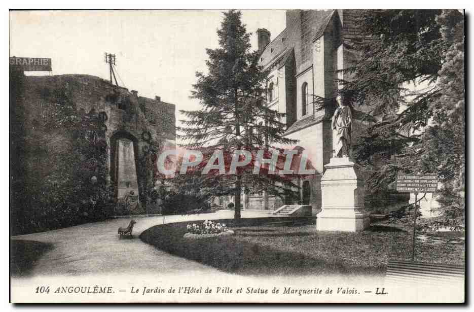 Angoulême — Le Jardin de l'Hôtel de Ville et Statue de Marguerite de Valois — LL