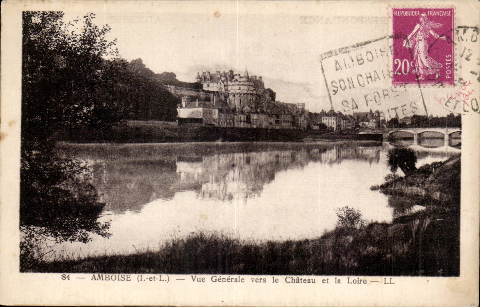 Amboise - Vu Generale vers le Chateau et la Loire - CPA 