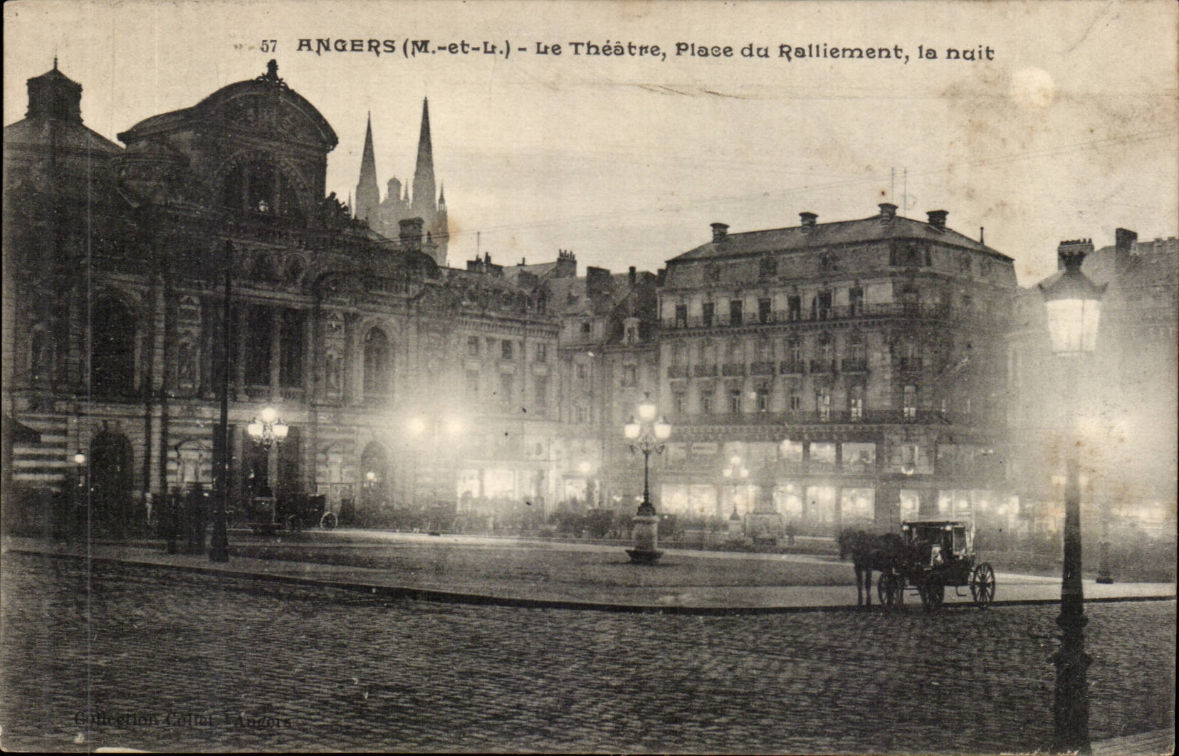 Angers CPA Le theatre Place du ralliement la nuit