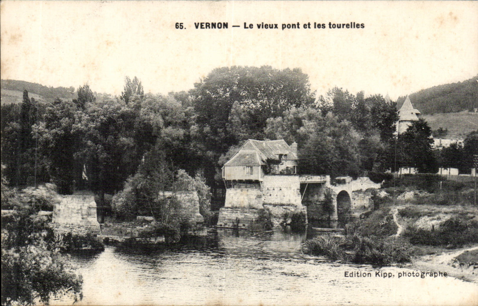 Vernon CPA Le vieux pont et les tourelles