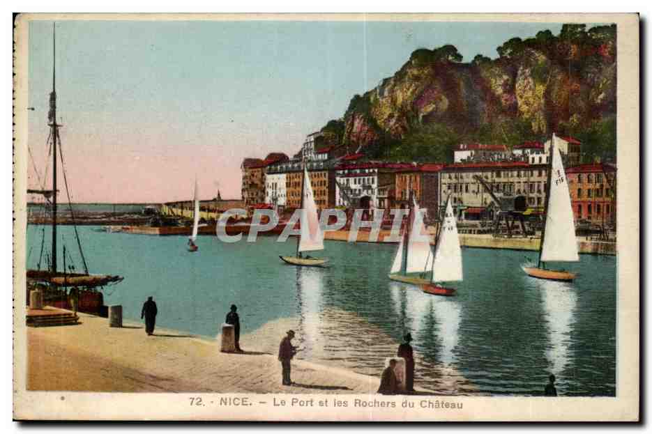 Nice CPA le port et les rochers du chateau