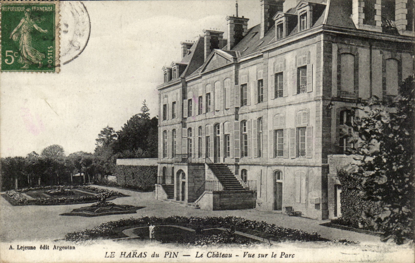 Le Haras du Pin cPa le chateau Vue sur le parc