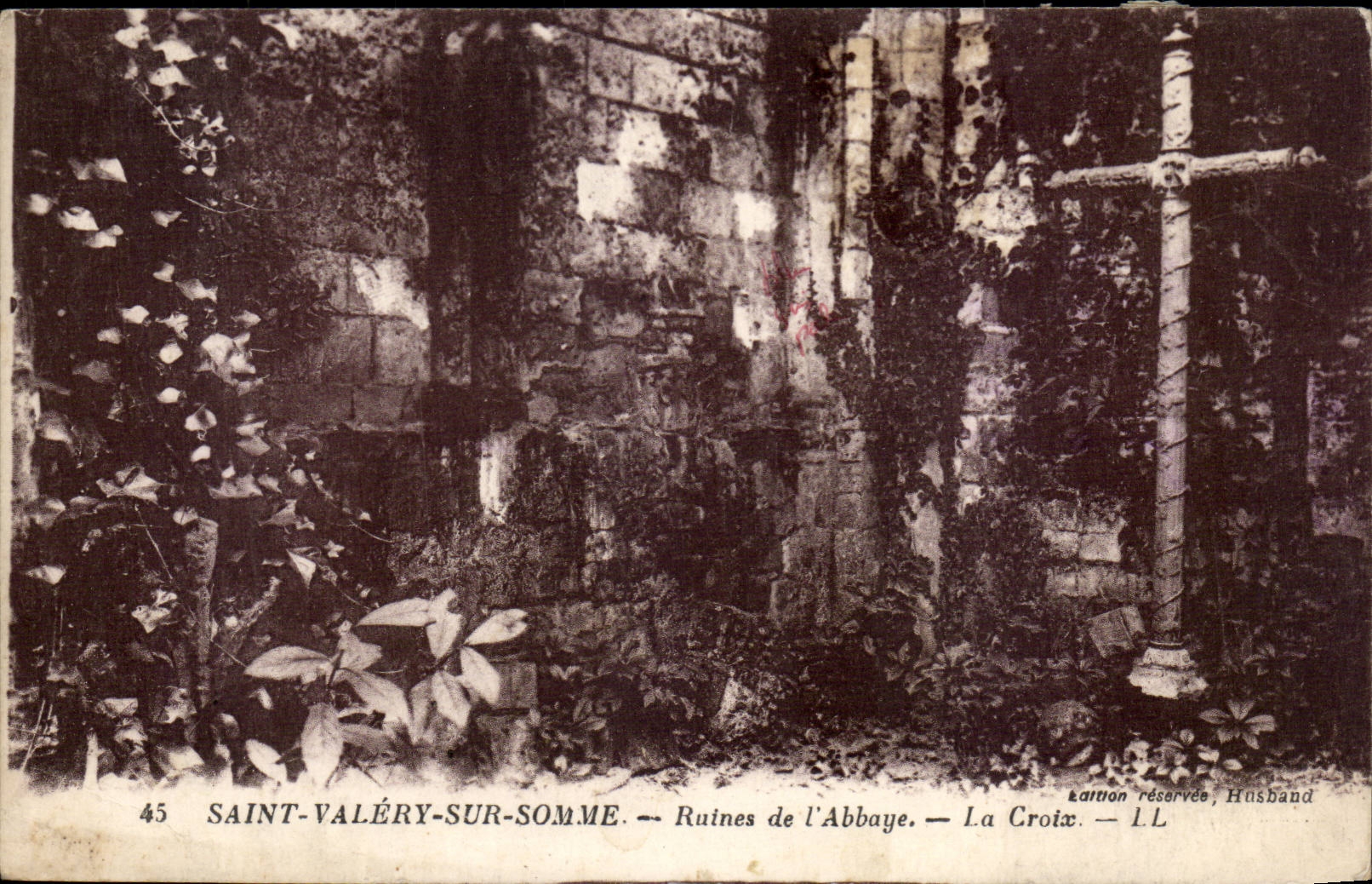 Saint Valery sur Somme CPA Ruines de l'abbaye La croix
