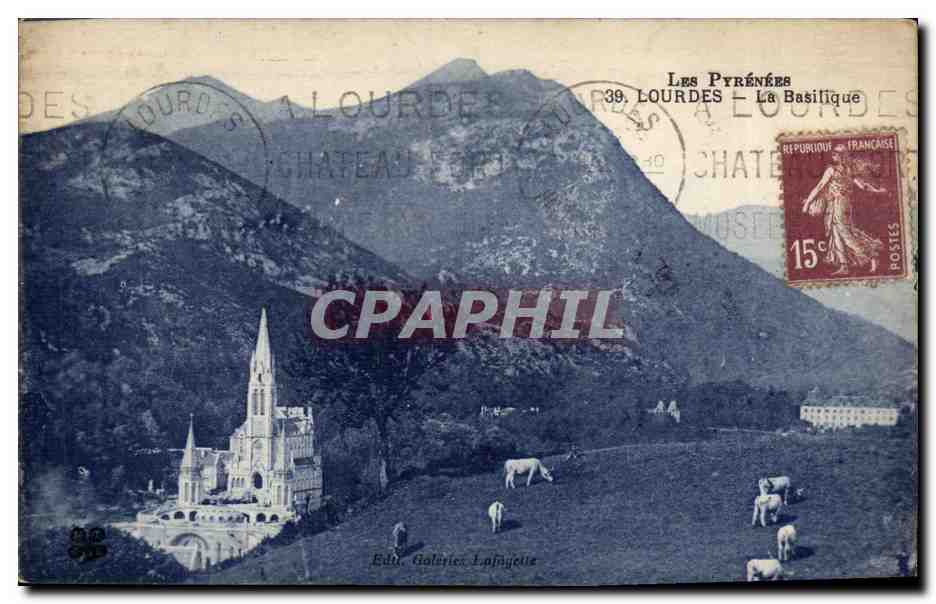 Lourdes CPA La basilique