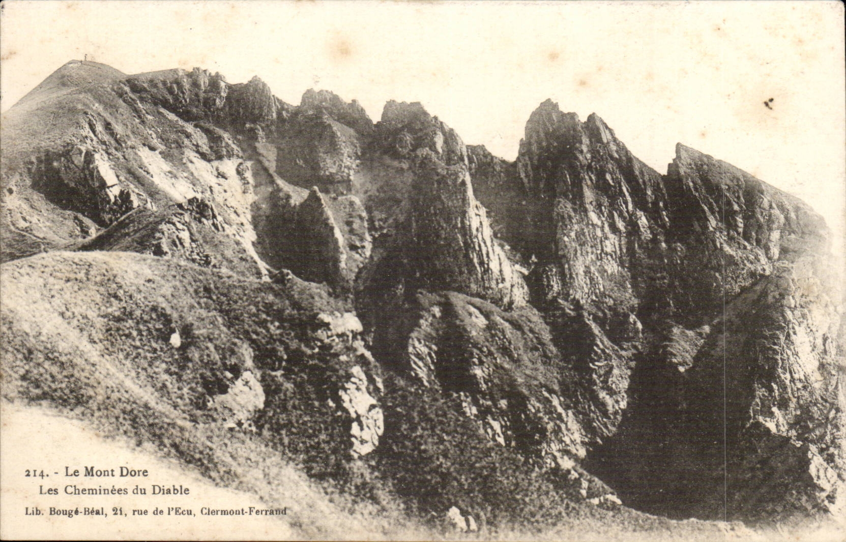 CPA Le Mont Dore Les cheminees du diable