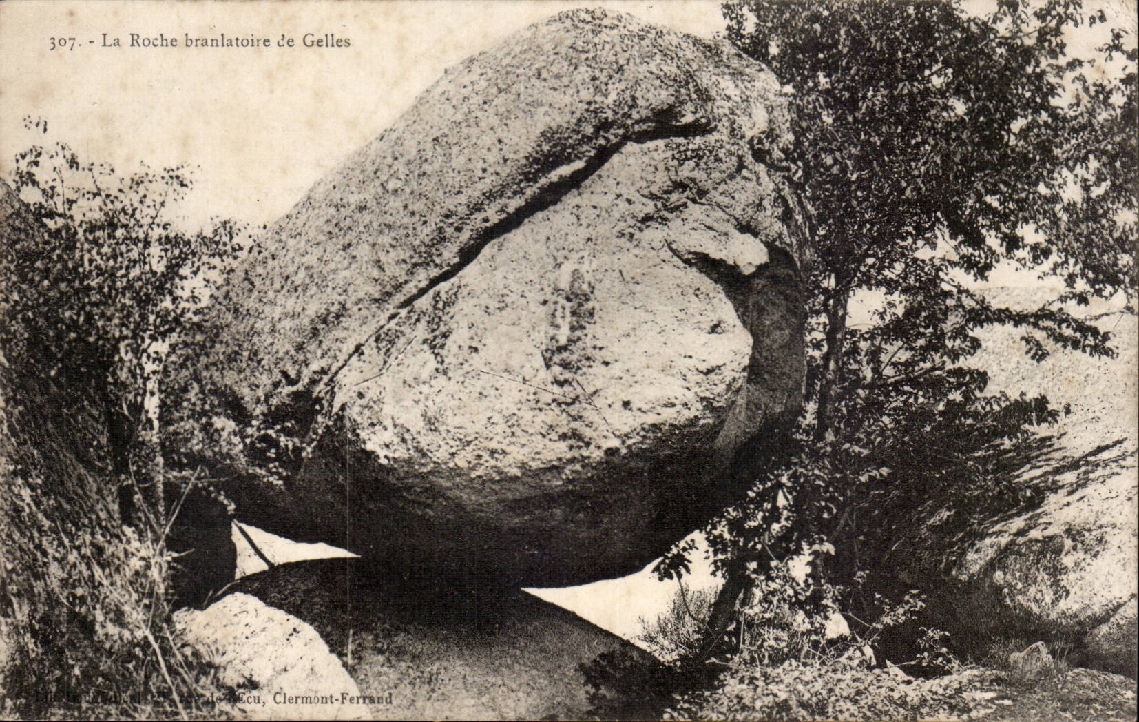 La Roche branlatoire de Gellles — Clermont-Ferrand — n° 307