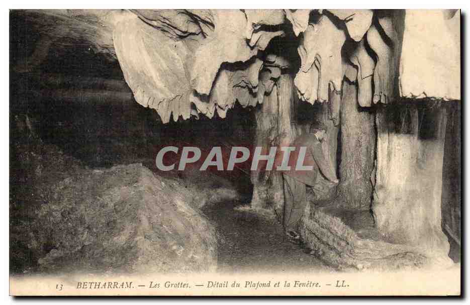 BETHARRAM — Les Grottes — Détail du Plafond et la Fenêtre — LL.