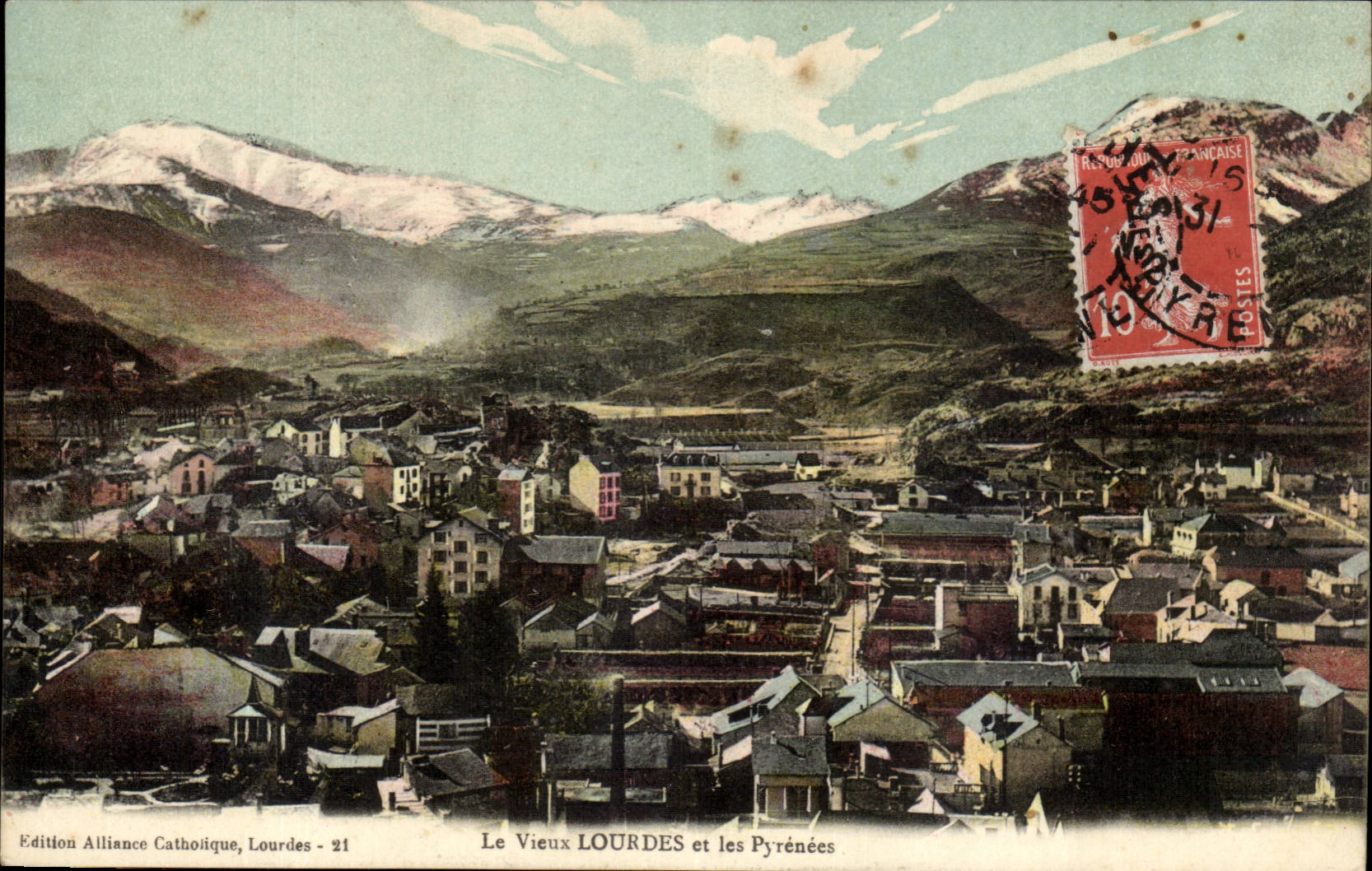 CPA Le vieux Lourdes et les Pyrenees