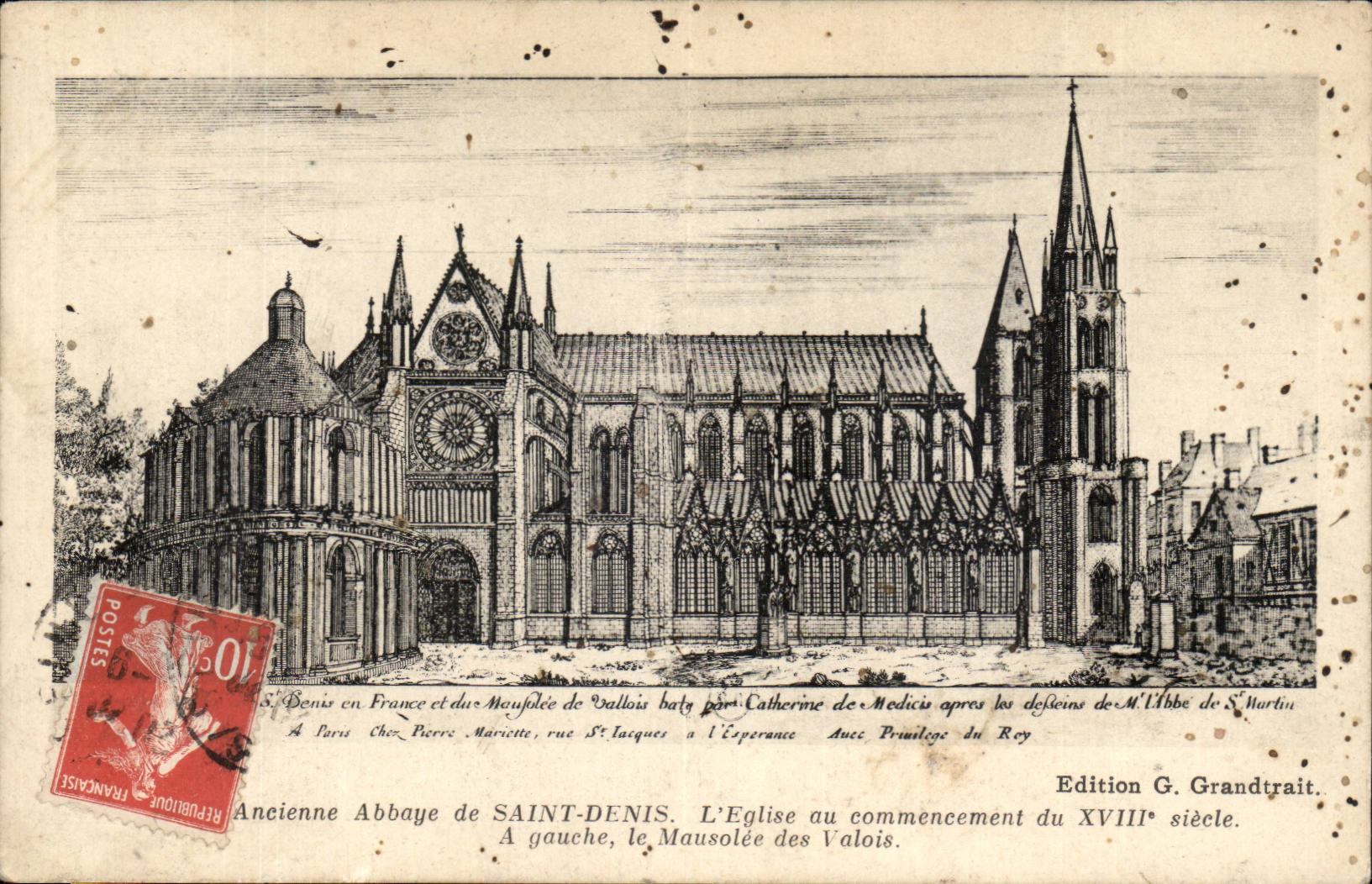 Saint Denis CPA Ancienne abbaye Eglise au commencement du 18eme Au gauche le mausolee des Valois