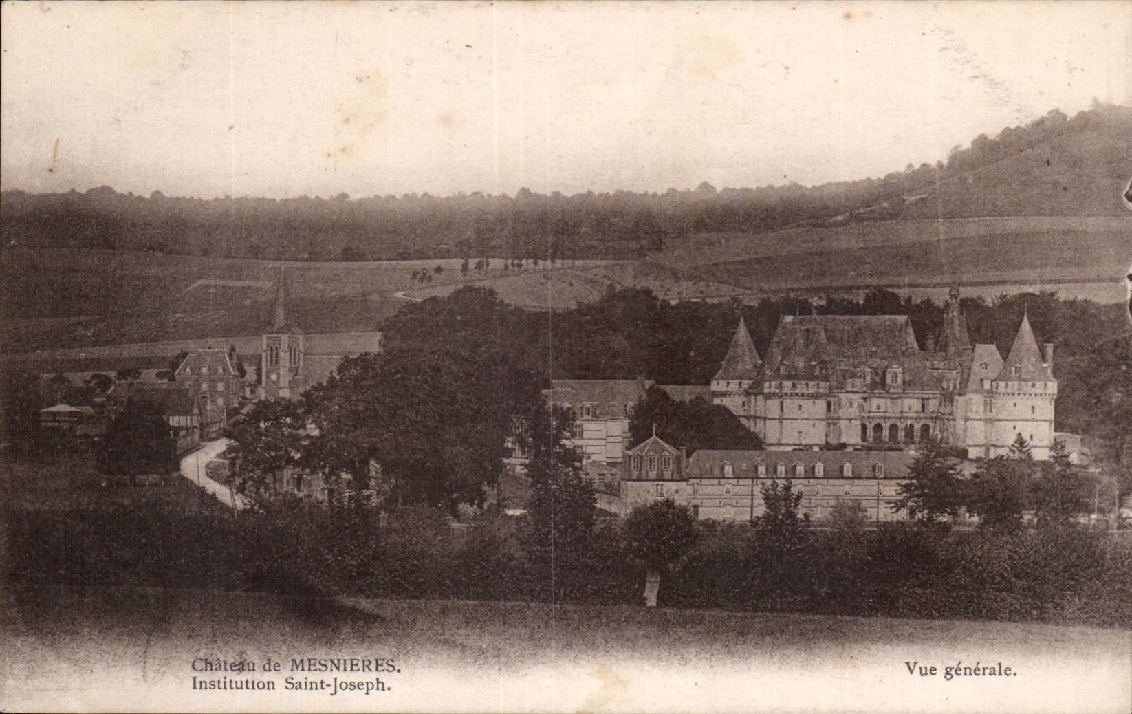 Chateau de Mesnieres CPA Institution Saint Joseph