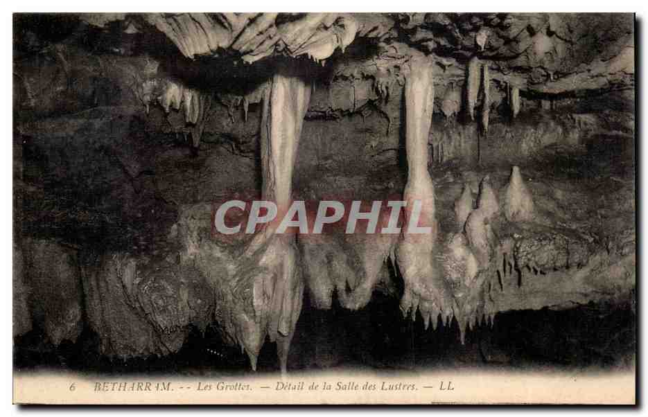 Bétharram — Les Grottes — Détail de la Salle des Lustres — LL