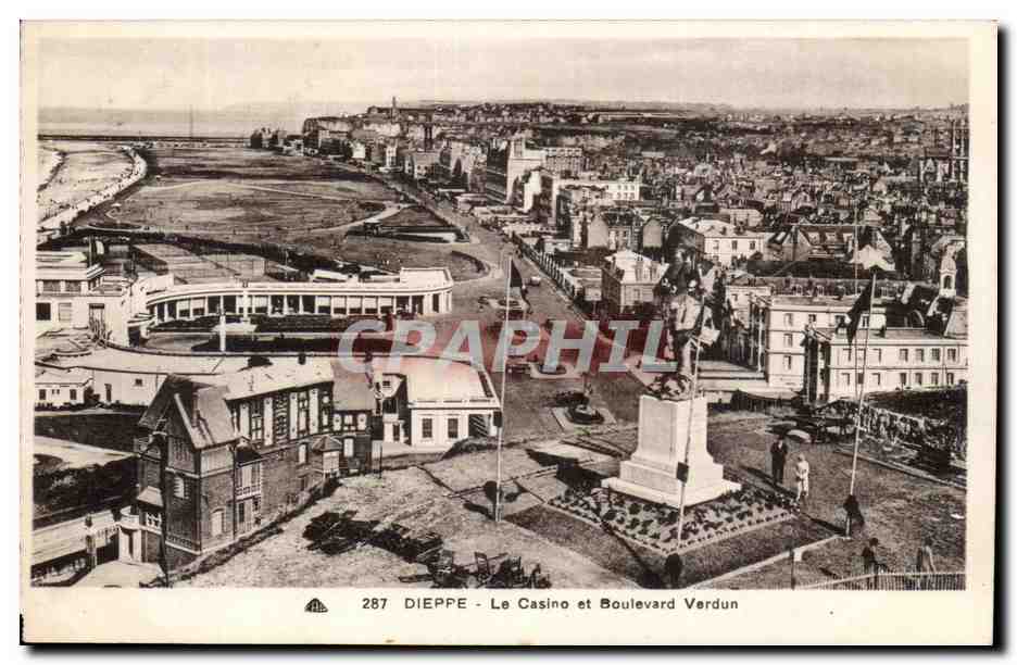 Dieppe CPA Le casino et le boulevard Verdun