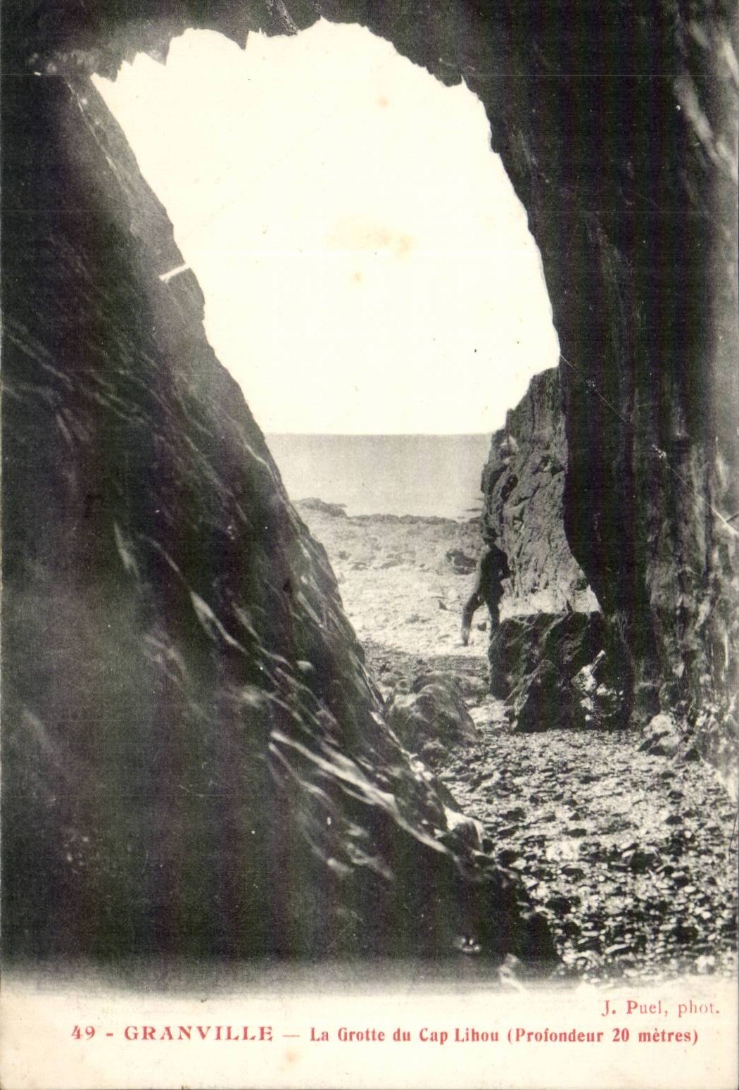 Granville CPA La grotte du Cap Lihou 