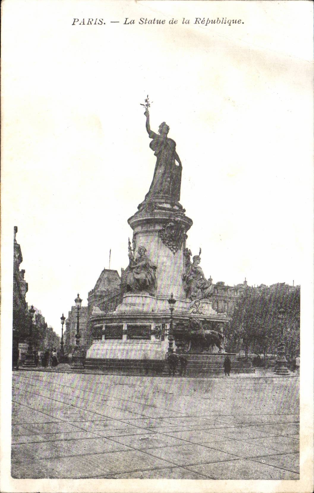 Paris — La Statue de la République — éditeur non visible