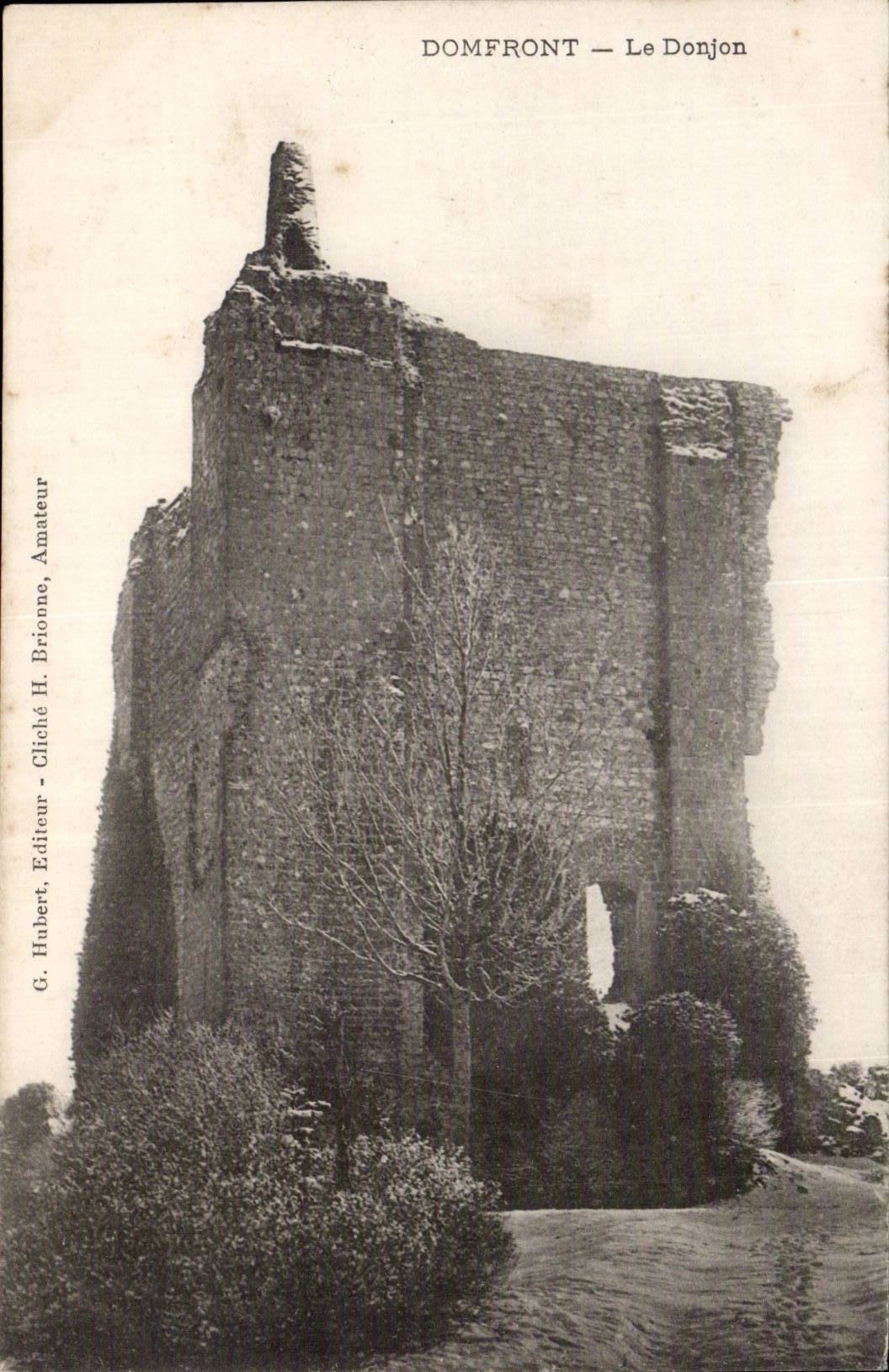 Domfront cPA Le donjon