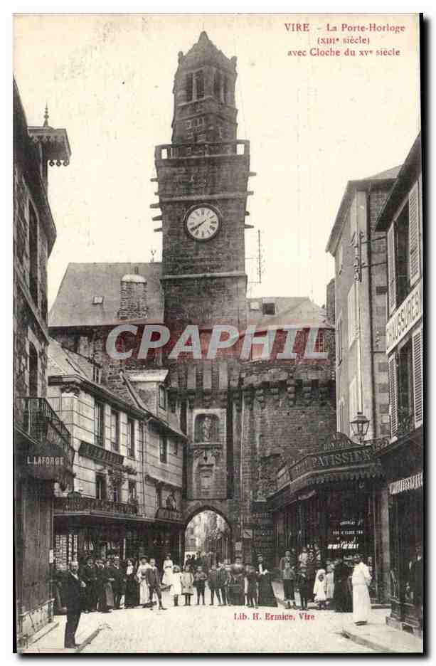 CPA Vire La porte horloge avec cloche du 15eme