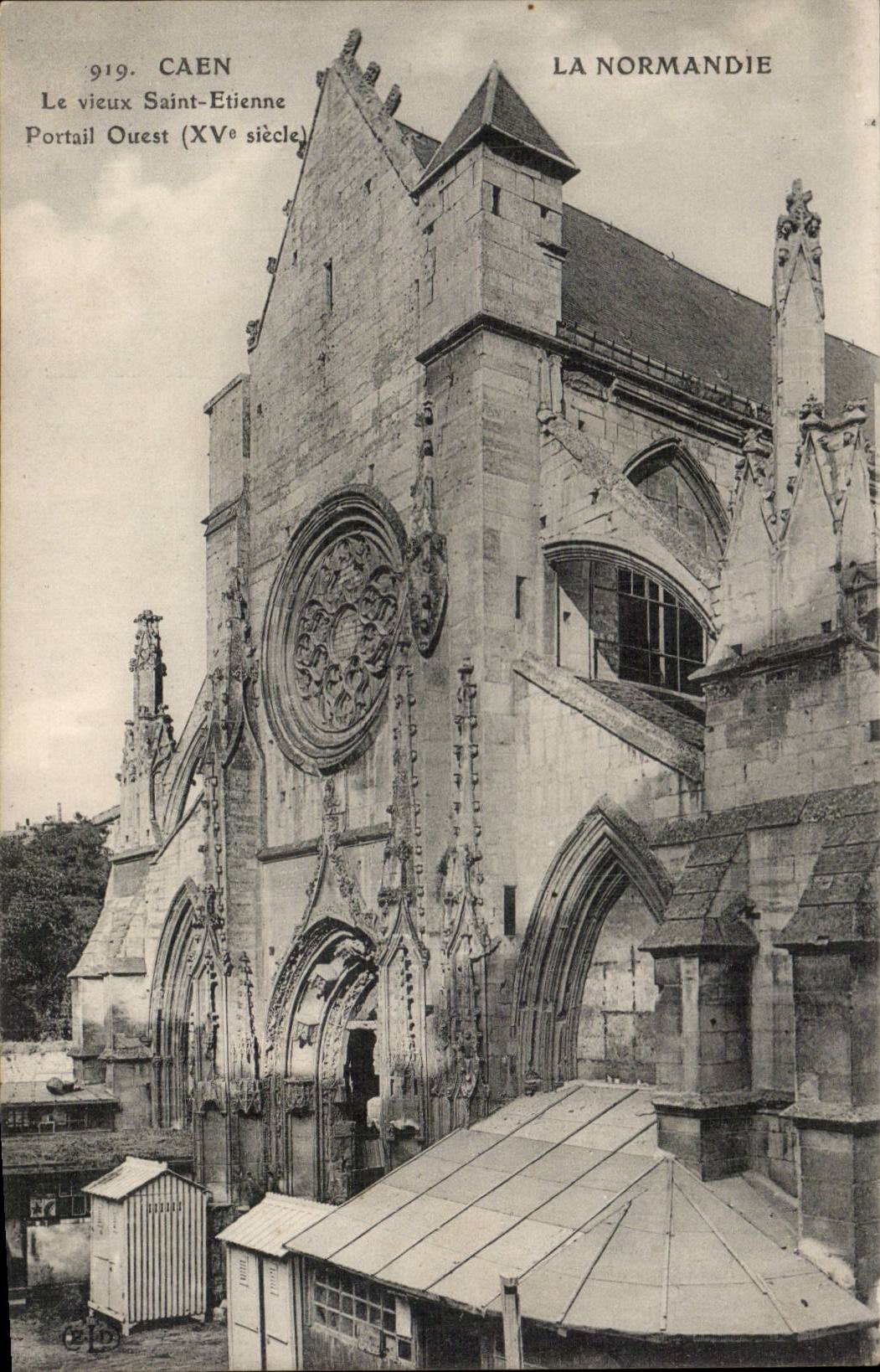 Caen — Le vieux Saint-Étienne, Portail Ouest (XVe siècle) — La Normandie