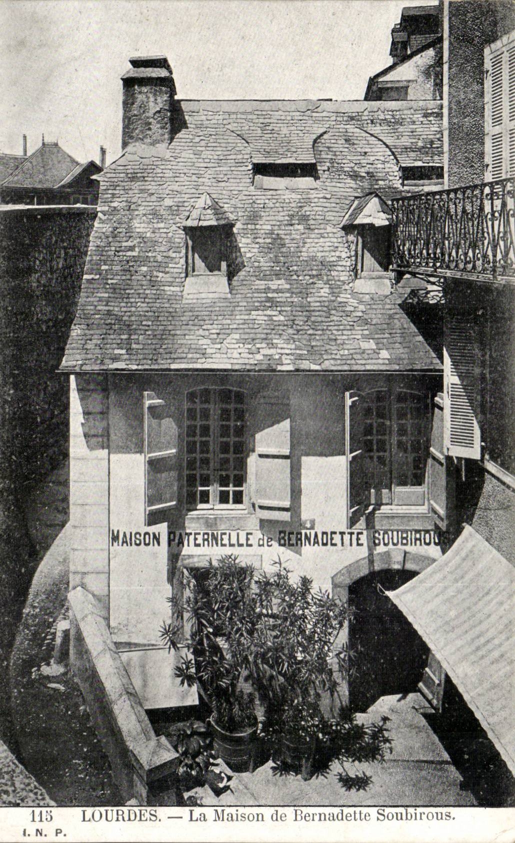 Lourdes - La Maison de Bernadette - CPA 