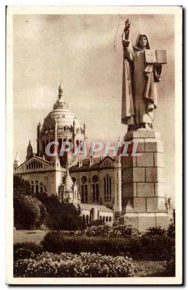 Statue de Sainte-Thérèse à l'entrée du Parvis — Basilique de Lisieux — Éditeur CPAPHIL